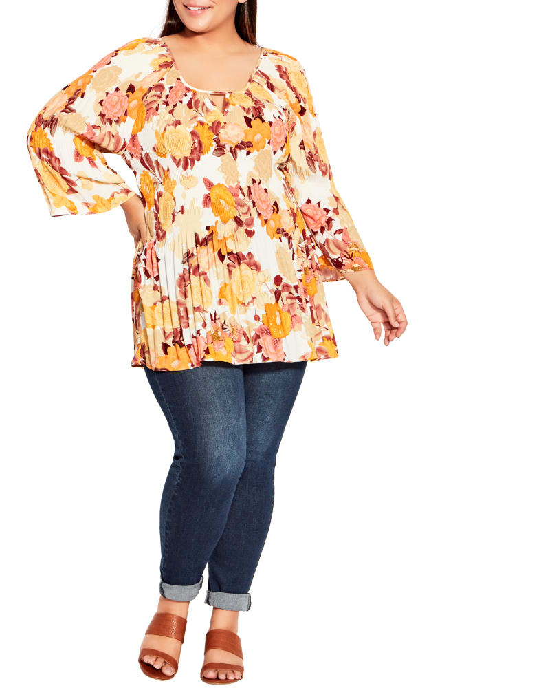 Front of a model wearing a size 14 Madelyn Pleated Top in Mustard / White by Evans. | dia_product_style_image_id:209879